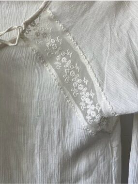 White Lace-Trim Women's Blouse - Brand: